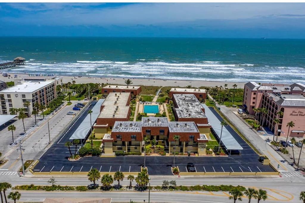 Condo By The Sea! Cocoa Beach Exteriör bild