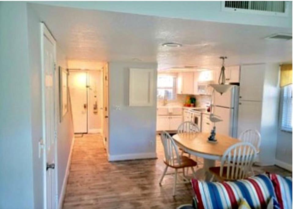 Condo By The Sea! Cocoa Beach Exteriör bild